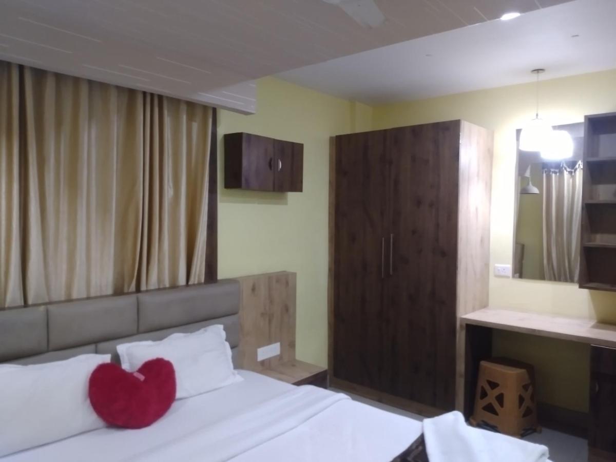 La Platina Premium Suites, Near Puri Sea Beach Exteriér fotografie