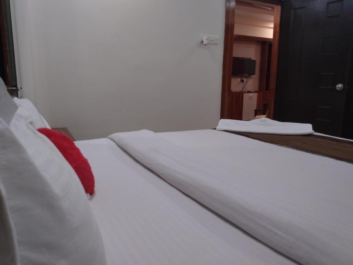 La Platina Premium Suites, Near Puri Sea Beach Exteriér fotografie